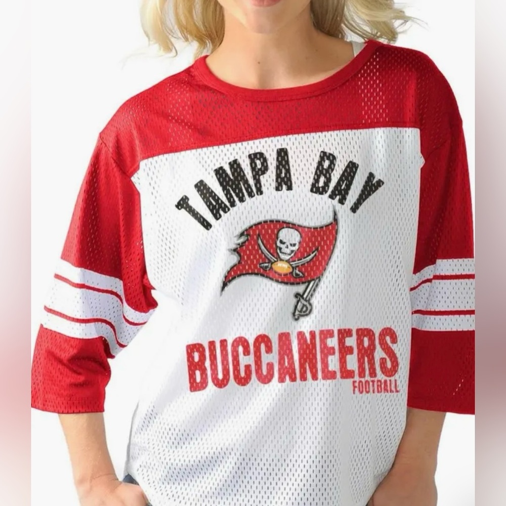 G-III 4HER BY CARL BANKS Women's Tampa Bay Mesh T- Shirt Size: L